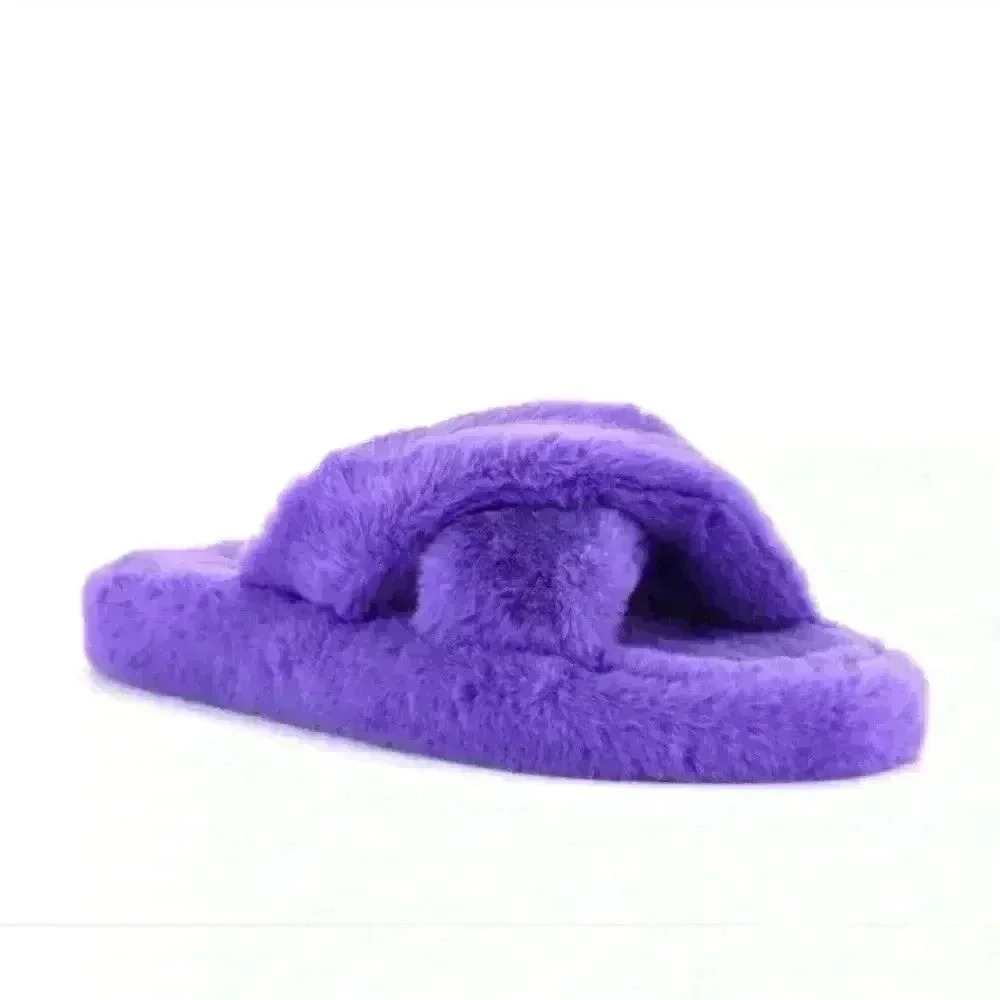 SEVEN7 FOOTWEAR
Kiki Faux Fur Slide slippers